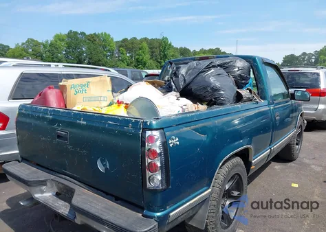 1995 GMC Sierra C1500 z USA, uszkodzony, nr VIN 1GTEC14H2SZ561267